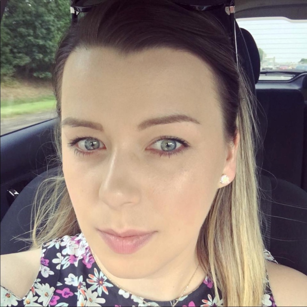 Meet your Posher, Jana